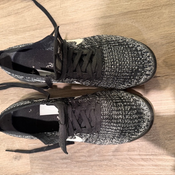 Nike OG Vapormax - Oreo - Picture 2 of 4
